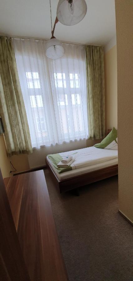 Restaurant & Hotel Olive Greifswald Bagian luar foto